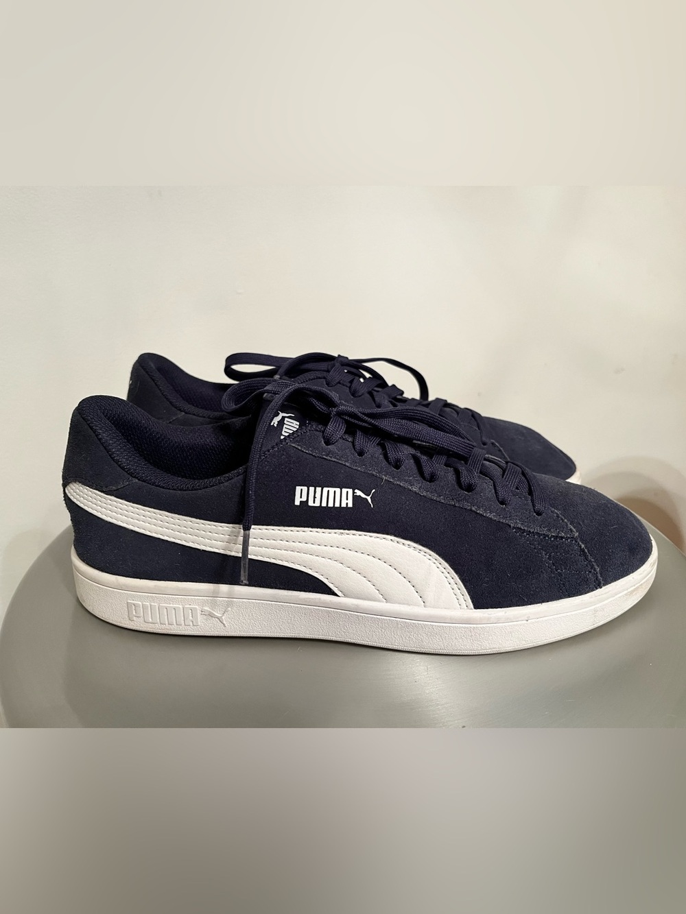 Puma Smash v2 Suede Sneakers Navy/White Women’s US 10.5 EU 44 Casual Shoes